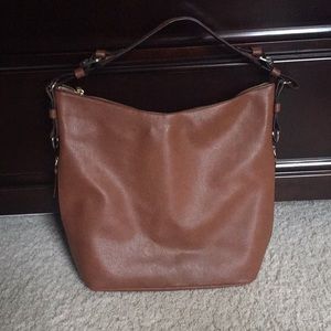 Beautiful large purse!